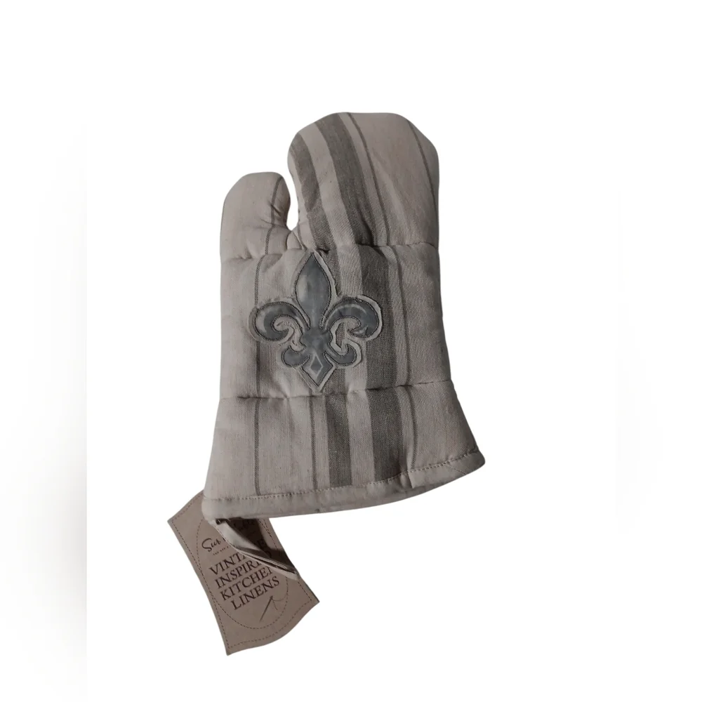 Fleur-de-Lis Oven Mitt